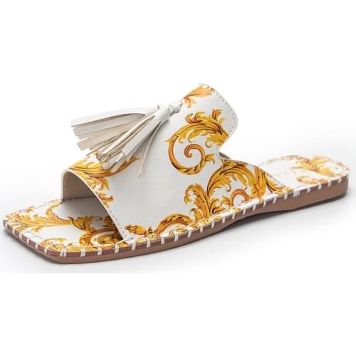 DDYZHY 2021 New Women slippers Fashion Tassels Summer Shoes Brand Beach Slides Retro Mules Shoes For Women Flat Slipper Outdoor