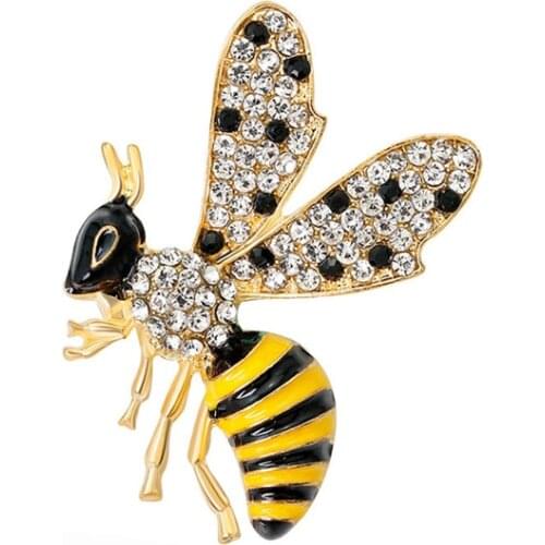 SHARPPIN Rhinestone Red Apple Brooches For Women Cute Small Fruit Shirt Pin Summer Jewelry