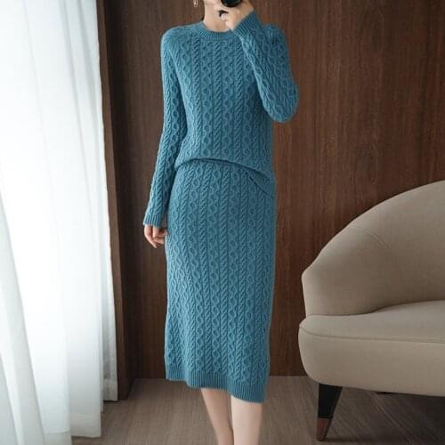 High Quality winter 2020 new womens European and American slim suit over knee and buttock skirt two piece knitted sweater