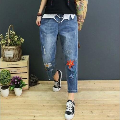 2021Spring Summer Jenas Women Casual Embroidery Ripped Bleached Washed Floral Female Wild Calf-Length Denim Pants