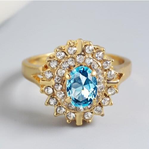 Female Fashion Party Jewelry Ring Golden Sun Flower Inlaid Large Zircon Ring Female Engagement Ring Girlfriend Surprise Gift