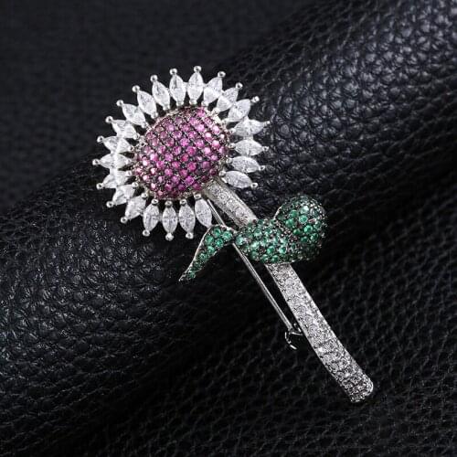 Noble Purple Crystal Sunflower Brooches For Women with Green Crystal Rhinestone Leaves Flower Brooch Pins Plant Jewelry broaches