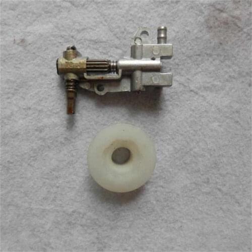 OIL PUMP W/ WORM GEAR FOR ZENOAH CHAINSAW G4500 5200 5800 5900 FREE POSTAGE 45CC 52CC 58CC 59CC CHAIN SAW PARTS