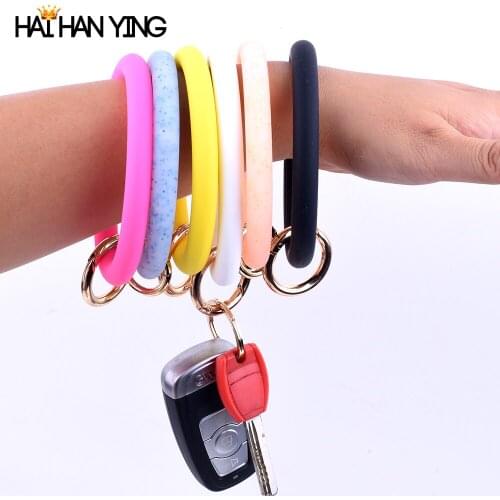 New fashion o sequin silicone womens key chain exaggerated round mens wrist car key chain bag pendant alloy jewelry portable
