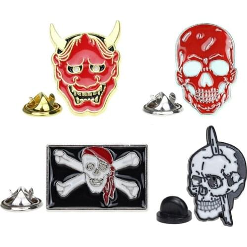 Punk style metal skull enamel dripping oil brooch Cool pin decoration in outdoor backpack party dress decoration