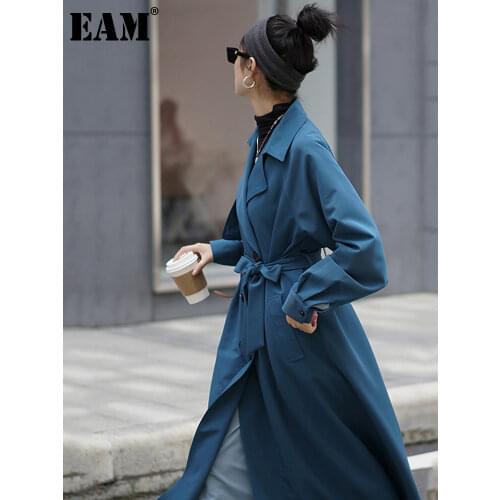 [EAM] Women Blue Brief Big Size Long Trench New Lapel Long Sleeve Loose Fit Windbreaker Fashion Tide Spring Autumn 2021 1DD0503