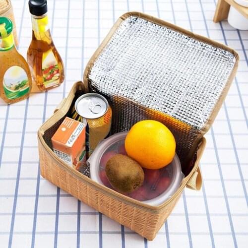 Portable Wicker Rattan Outdoor Picnic Bag Waterproof Tableware Thermal Food Container Basket for Indoor Household Camping Picnic