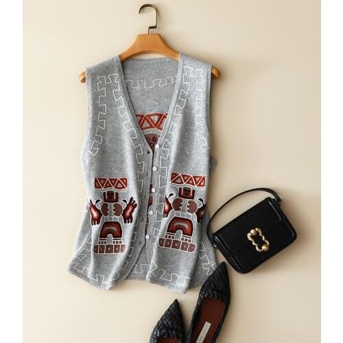 2020 autumn new arrival cashmere wool vest woman robot embroidery star fashion chic sleeveless cardigan