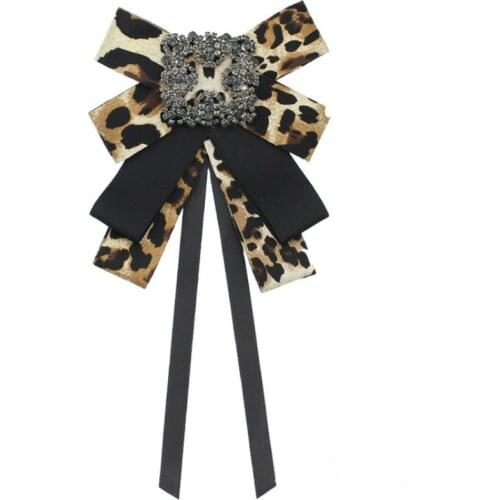 Classic Bow Tie for Women Leopard Print Fabric Ribbon Brooch Crystal Rhinestone White Shirt Collar Pin Bowtie Casual Accessories