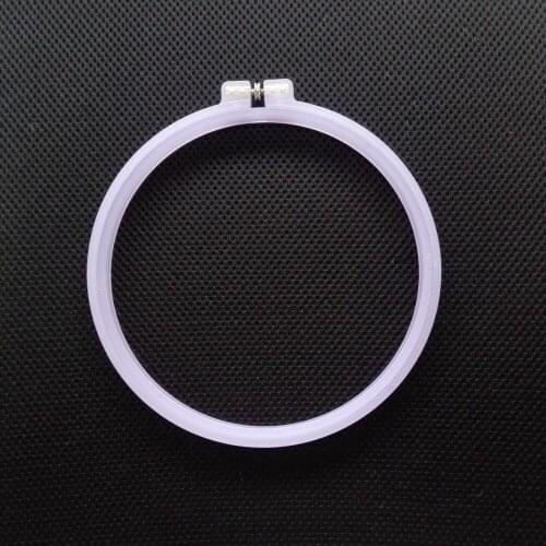 18 cm 1 pcs small adjustable plastic hoop Random fruit color embroidery circle for bead cross stitch handcraft DIY craft plus