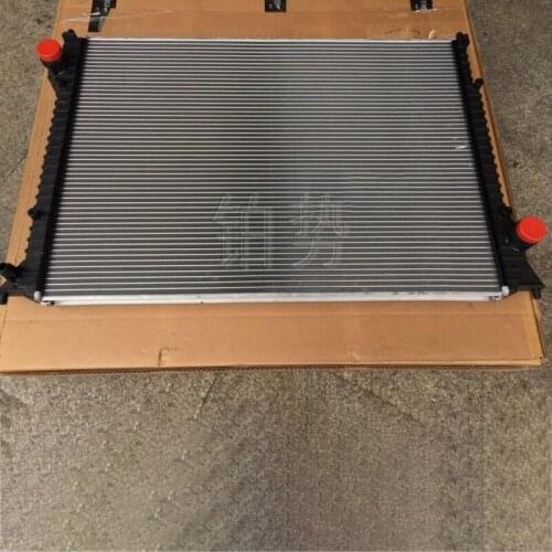 Car Water tank condenser assembly Ben tle yCo nti nen tal GTF lyi ngS pur air conditioning cooling net Water tank radiator