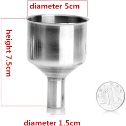2pcs /lot Mini Stainless Steel Funnel For All Kinds Of Hip Flasks Filling Cooking Lab Home Kitchen Supplies 5x7.5x1.3cm