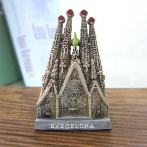 Spain Barcelona Tourist Souvenirs Fridge Magnets Sagrada Familia Resin Refrigerator Magnetic Stickers Home Decor Decoration