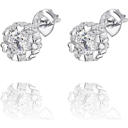 Rich Line Stud Earrings