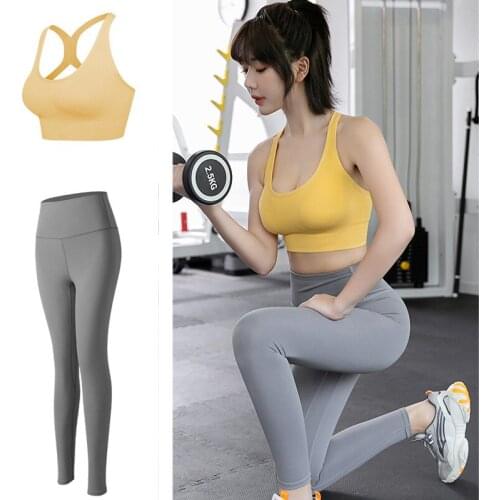 2021 Yoga Suit Womens Gathered Shockproof Sports Underwear Bra Seamless High Waist Elastic Hip Lifting Fitness Suit
