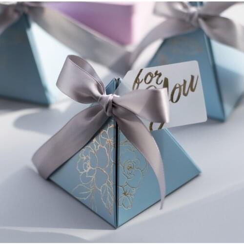 Triangular Pyramid Candy Box Wedding Favors and Gifts Boxes Candies Bags for Guests Decoration Baby Shower Party Supplies
