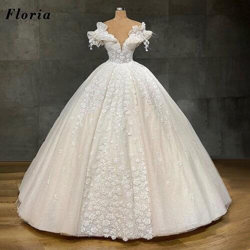 Luxury Muslim Bridal Gowns Saudi Arabia 2020 Lace Beading Wedding Dresses Long Vestido De Novia Puffy Long Train Bride Dresses