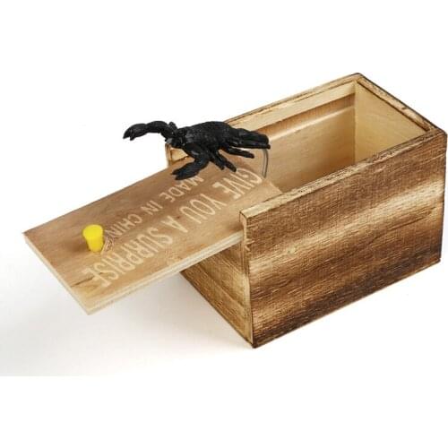 1Pcs Newest Intersting Wooden Scare Box Prank Toys Scary Spider Hidden in a Case Home Office Prank Trick Game Toys Gift
