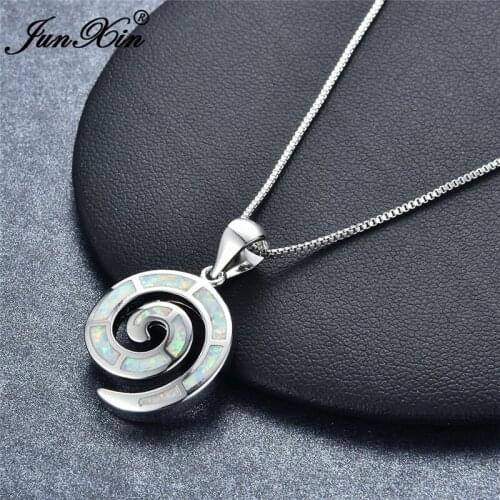 Boho Female Seashell Pendants Necklaces Fashion Silver Color Wedding Jewelry Green White Purple Fire Opal Necklaces For Women