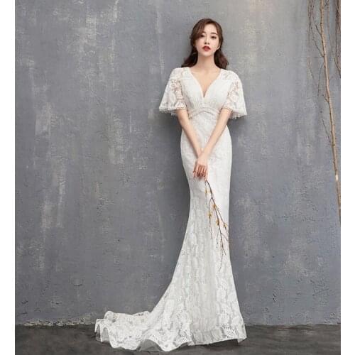 Gorgeous V-Neck Flare Sleeve Sweep Train Beach Lace Wedding Dress Bride Gown Vestidos De Novia
