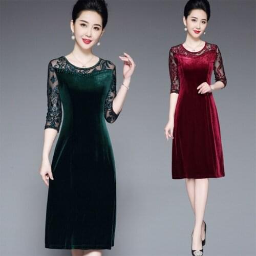 4XL Plus Size Velvet Embroidery Perspective Short Sleeve O-neck Office Ladies Party Dress Women Dresses 9729