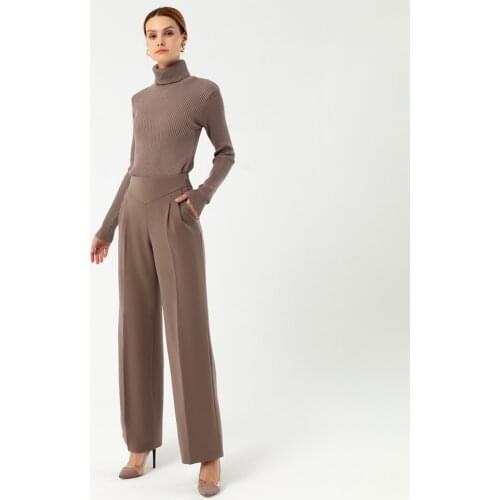 Lezzarine Women's Pants