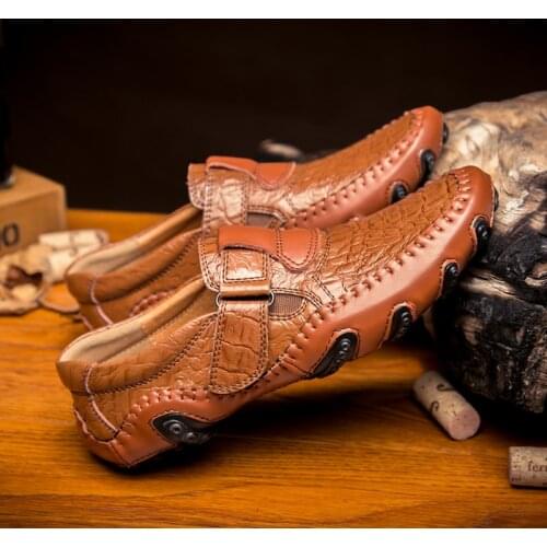 2021 New Brand Fashsion Soft Leather Mens shoes Summer Breathable Driving shoes Comfortable Casual Flats shoes Handmade Loafers