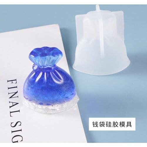 Creative Crystal Lucky Money Bag Shape Keychain Car Keychain Metal Pendant Female Bag Accessories Keychain Small Gift