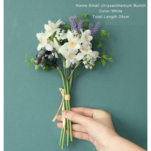 Simulation Wild Chrysanthemum Grass Faux Silk Bouquet for Wedding Bride Holding Flower Home Decoration Fake Flowers DIY Garland