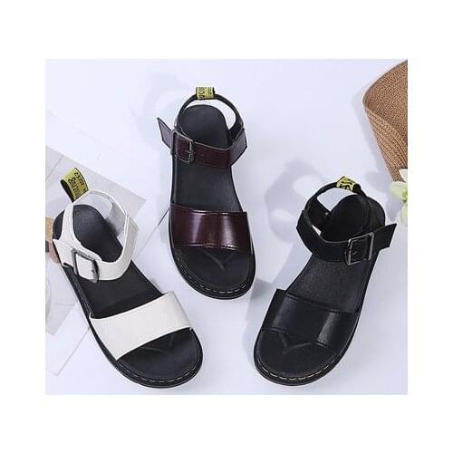 Factory Custom Cross Strap Flat Sandals Ladies Summer Slippers for Women Glossy Black Slide Girls Sandal Shoes OEM Manufacturer