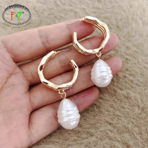 F.J4Z Hot Simulated Pearl Drop Earrings for Women Waterdrop Pearl Charms Statement Earrings Ladies Gifts Jewelry dropship