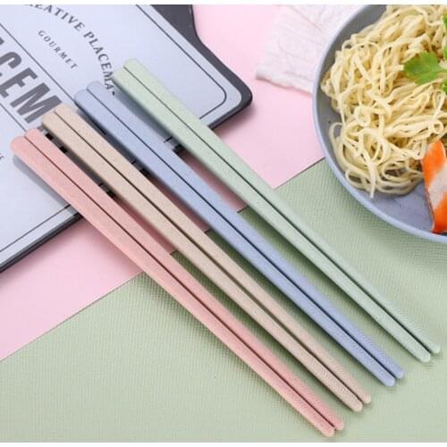 1 Pair Wheat Straw Chopsticks Portable Japanese Tableware Hotel Restaurant Chopsticks Non-Slip Chinese Chopsticks Kitchen Tool