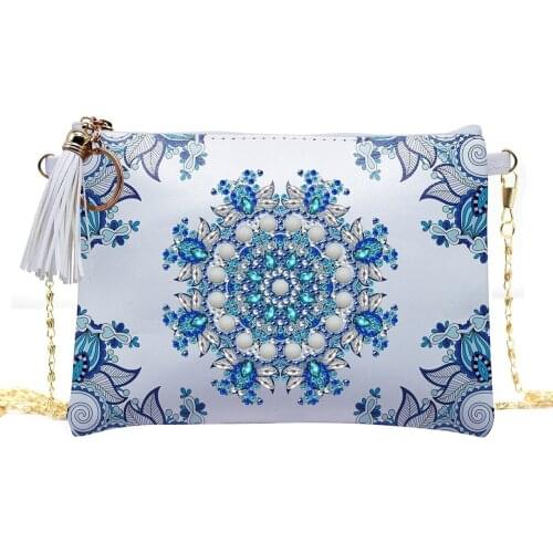 5D DIY Special Shaped Diamond Painting Bag Embroidery Coin Purse Women Wristlet Bags Zipper Wallet Women Clutch Storage Bag