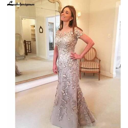 Elegant Champagne Mother of the Bride Dresses Short Sleeves Lace Long Formal Godmother Wedding Party Guests Gowns Plus Size