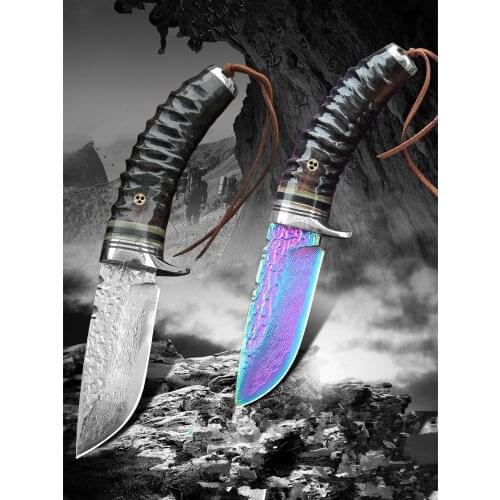 60 HRC Damascus Outdoor Tactics Hunting Knife Handmade Straight Knife Camping Horn Handle With Leather Sheath