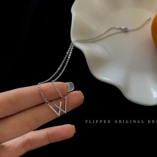 Fashion Letter W Zircon Necklace for Women Luxurious Pendant Elegant Clavicle Chain Female Trendy Pendant Jewelry Delicate Gift