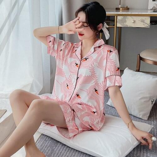 Summer New Short Sleeve Shorts Pajamas Women Faux Silk 2PCS Sleep Suit Casual Sleepwear Loose Nightwear Cute Swan Print Homewear