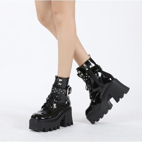Patent Leather Gothic Black Boots Women Heel Sexy Chain Chunky Heel Platform Boots Female Punk Style Ankle Boots Zipper556