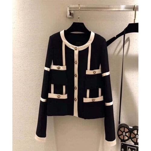 2021 Women Jacket Short Coat Black White Patchwork Golden-button Pockets O-Neck Runway Slim Elegant Retro Jackets