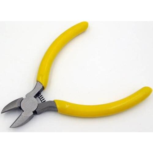 American 5-inch mini pliers with diagonal pliers are used to cut wires and connect wires hand tools