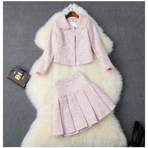 Autumn and winter womens doll collar long-sleeved wooden ear jacket + pleated skirt small fragrance suitT3723