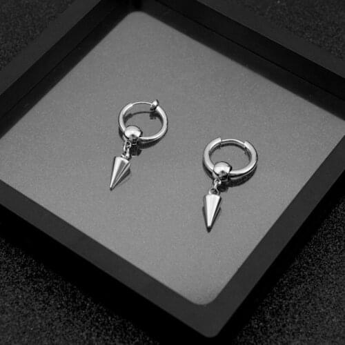 Fashion Personality Mini Cute Tapered Earrings Ring Stainless Steel Ear Clip Men and Women Hip Hop Party Jewelry Accessories