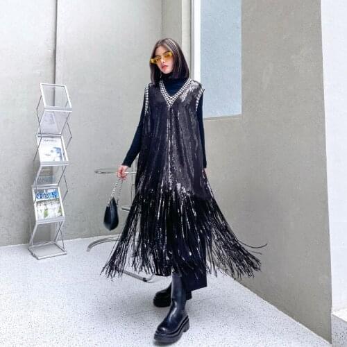 Sequin dress 2021 spring new large womens dress design feeling foreign style long V-neck tassel vest skirt