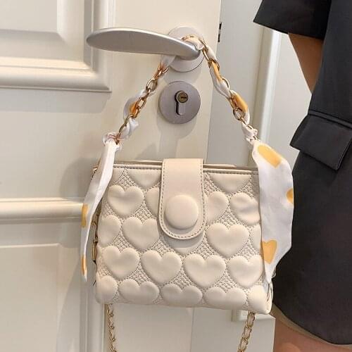 Qixi Love Little Girl Summer 2021 This Year Popular Chain Shoulder Messenger Bag Bucket Bag new crossbody bags