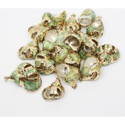 5Pcs Natural Shell Pendant Natural Conch Pendants Color Green DIY Jewelry For Necklace Size 20x35mm Hot Selling Pendants