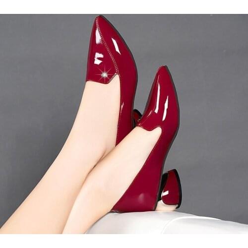 Plus Size Office Lady Shoes Black Patent Leather Dress Shoes Pointed Toe Boat Shoes Med Heels Pumps zapatos mujer