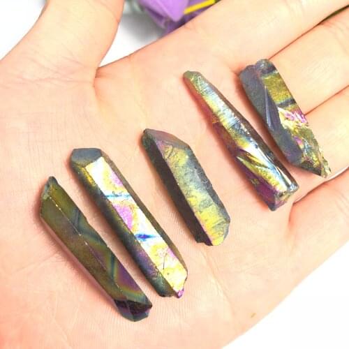 Natural unique color crystal column irregular stone pendant, suitable for women DIY necklace suitable for the treatment of reik