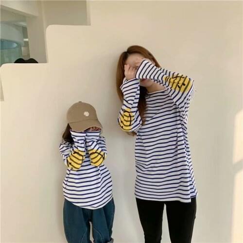 Christmas Pajamas Family Sweatshirts Hoodies Matching Outfit Cotton T-shirts Mother Kid Fashion Full Sleeve Mother Daughter