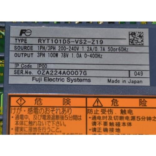RYT101D5-VS2-Z19 100W 220V servo driver , used in good condition . 80% appearance new , good working , free shipping