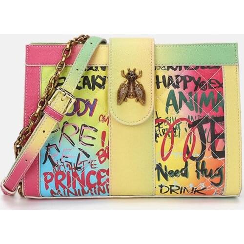 2020 New Womens Bag Graffiti Letter Rhombic Chain Bag Contrast Color Personalized Versatile One Shoulder Messenger Bag